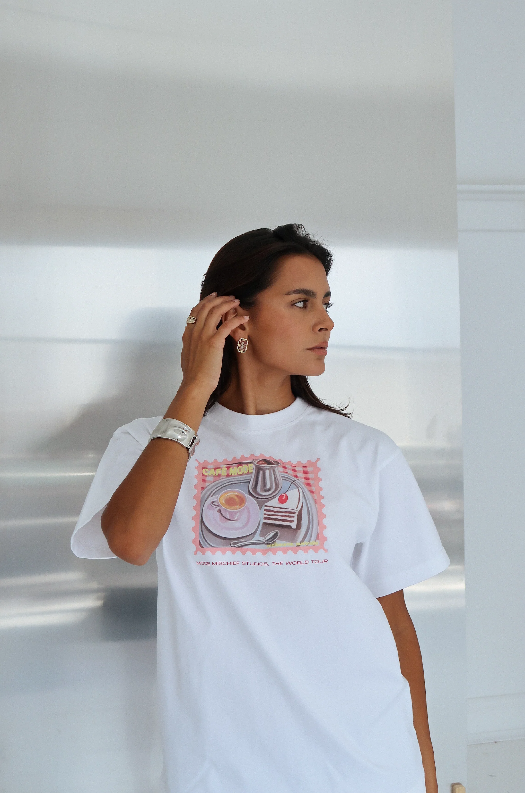 CAFÉ MODE TEE - Image 4