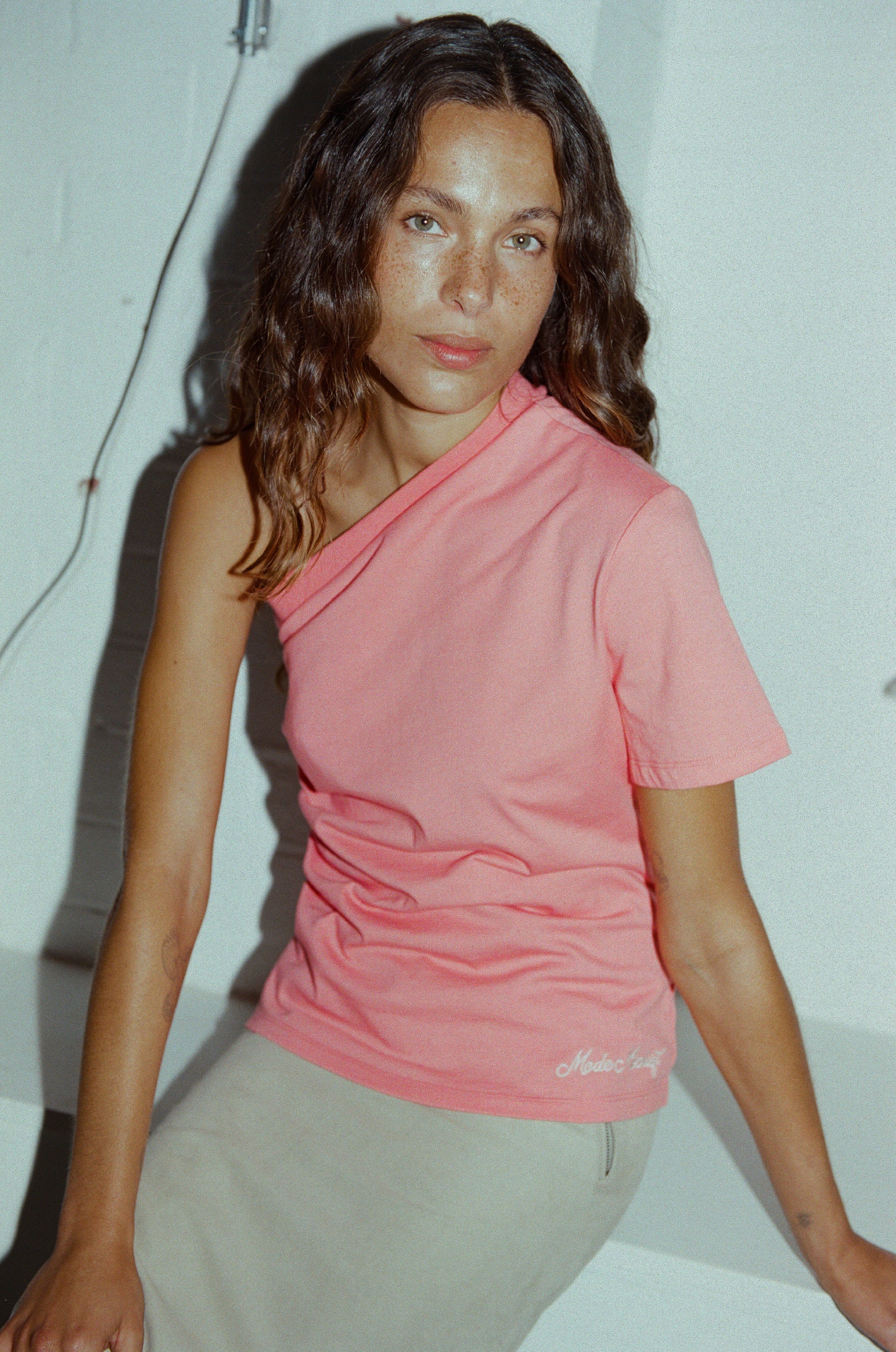 COLD SHOULDER TEE - Image 3